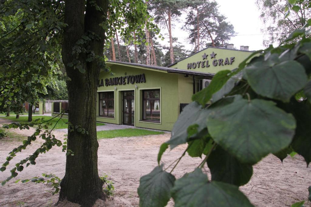 Hotel Graf Łask Dış mekan fotoğraf