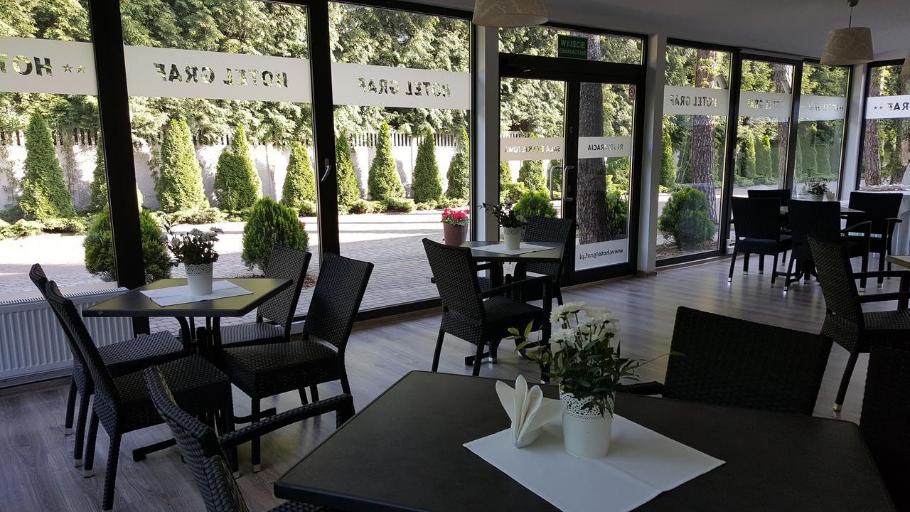 Hotel Graf Łask Dış mekan fotoğraf