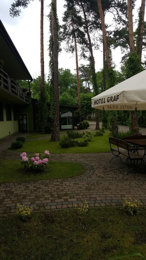Hotel Graf Łask Dış mekan fotoğraf